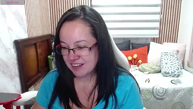 Sonialorens_ Cameră chat live