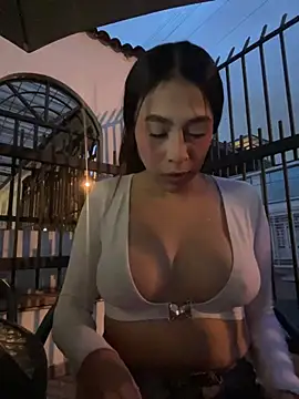 Sala de chat en directo de Ferrari_Pinkk