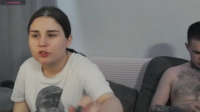 LucyMurn Live chat-huone