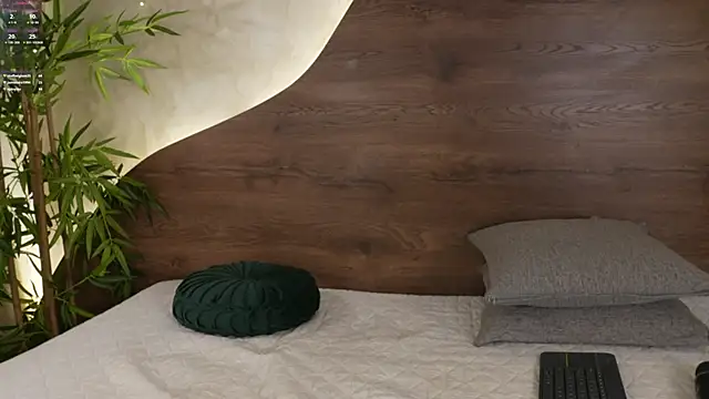 mia_lacy_ – Naživo chatovacia miestnosť