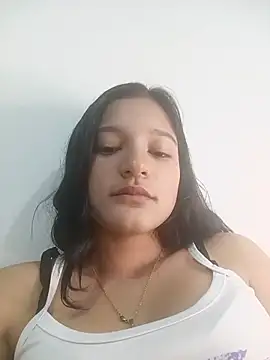 Sala de chat en directo de Sweet_Innocence_