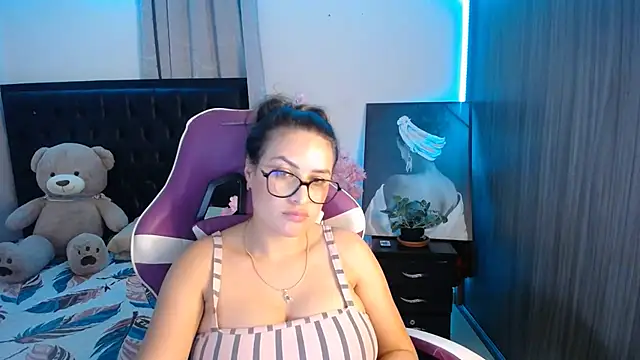 Sala de chat ao vivo de esmeraldaa230