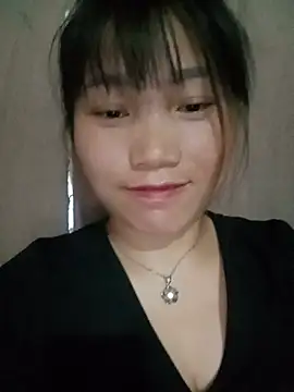 Sala de chat en directo de lylaanhmin