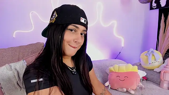 GabyRhodes чат на живо