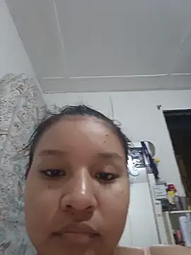 Rooxy_ élő chatszobája