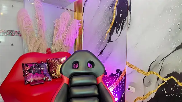 alicee__mature 即時聊天室