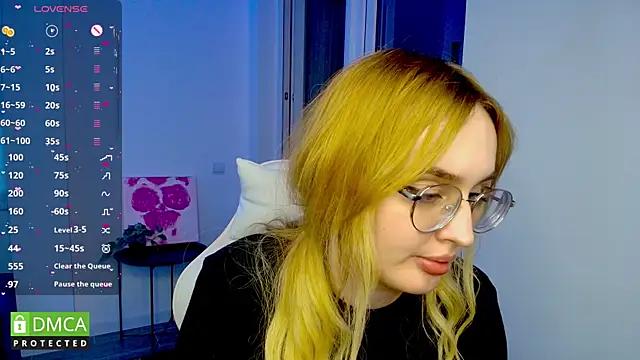 AdeLuna Cameră chat live