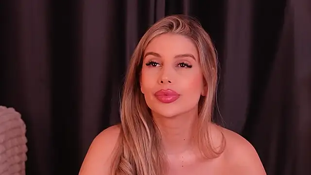 Živá chatovací místnost ClaireLust