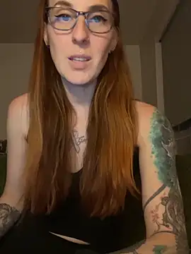 Anomaly_Allie Adlı Modelin Canlı Sohbet Odası
