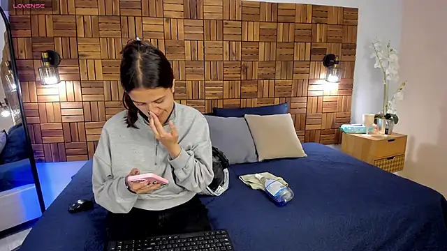 madydoll_ – live chatrum
