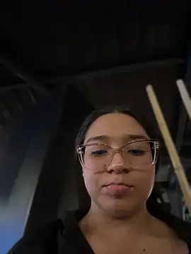Chat ao vivo de -VICKKY