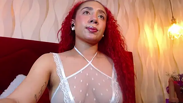 IsabelaLatina Cameră chat live