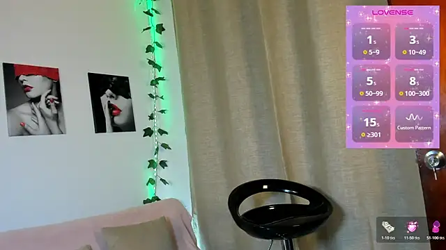 Rebeca_Marchetti – live chatrum