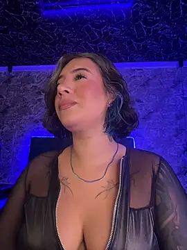 غرفة دردشة Scarlett-LS المباشرة