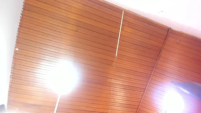 غرفة دردشة DENISSEMD المباشرة