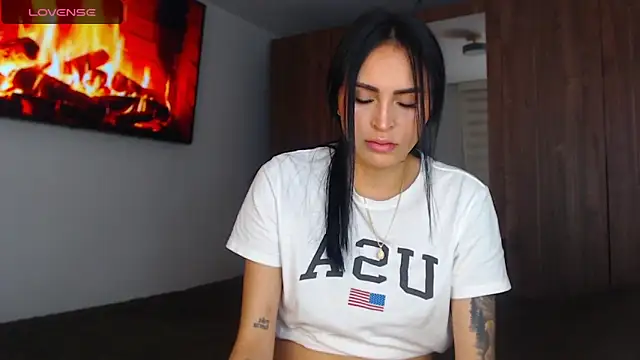 Sala de chat ao vivo de Linda__fiore