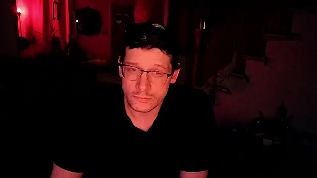 MasterDaddyCool live-chat rom