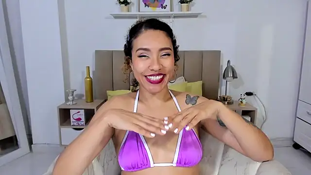 Zoe_Gruber – live chatrum