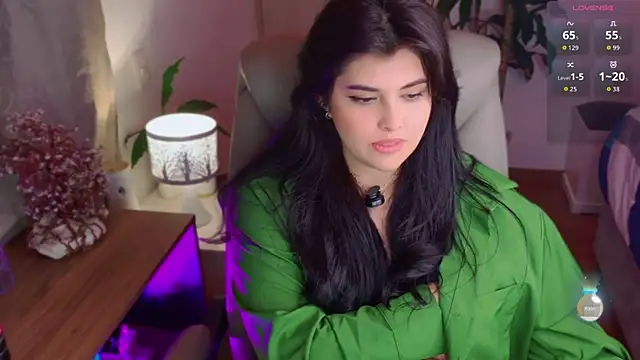 Nannicutee Adlı Modelin Canlı Sohbet Odası