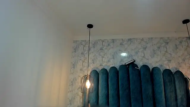 Živá chatovací místnost nalalye_cruzz_