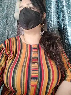 غرفة دردشة cute-tanvi المباشرة
