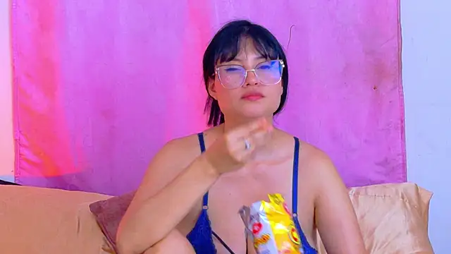 keelly_richaardson1 现场聊天室