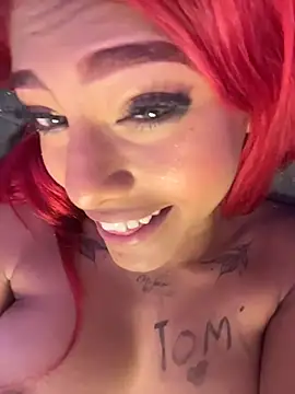 חדר צ'אט בשידור חי של SinLunaXXX