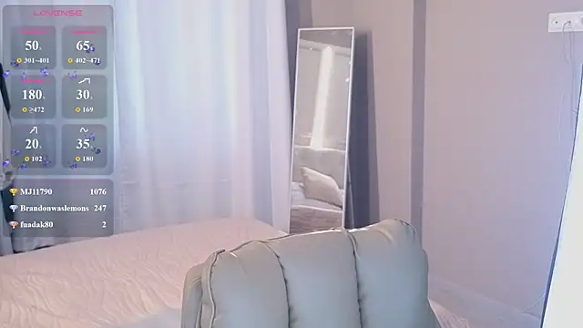 _feel_me_'s Live Chat Room