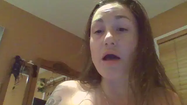 Cass_wild Adlı Modelin Canlı Sohbet Odası