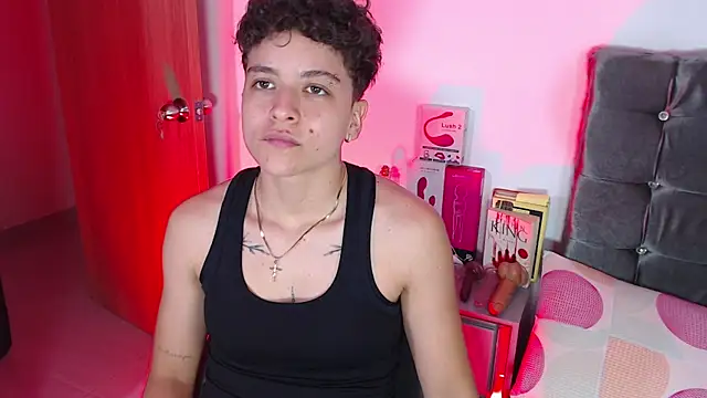 غرفة دردشة Antonella_Cruz02 المباشرة