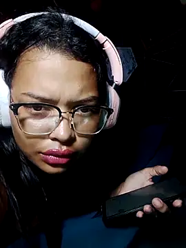 Silmara21 Live Chatrum