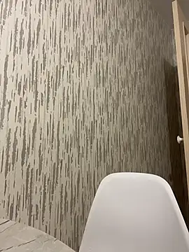 Holly_Molii Adlı Modelin Canlı Sohbet Odası