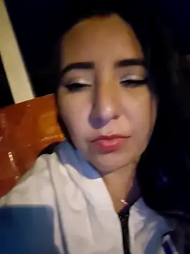 isabella_lovem Live Chatraum