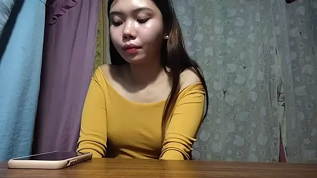 RegenaKhanponaphan Live Chatraum