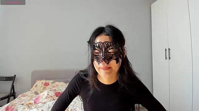 HelenBlazeTrt's Live Chat Room