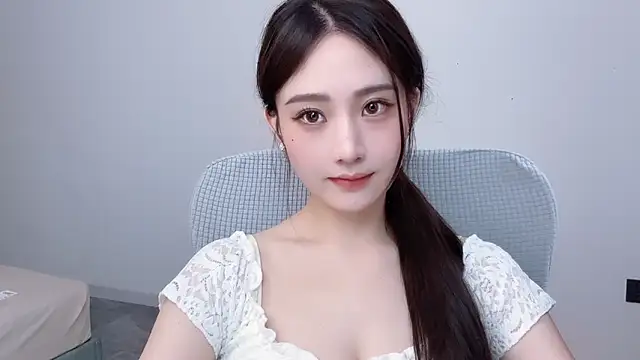 _222Mia Live chatroom
