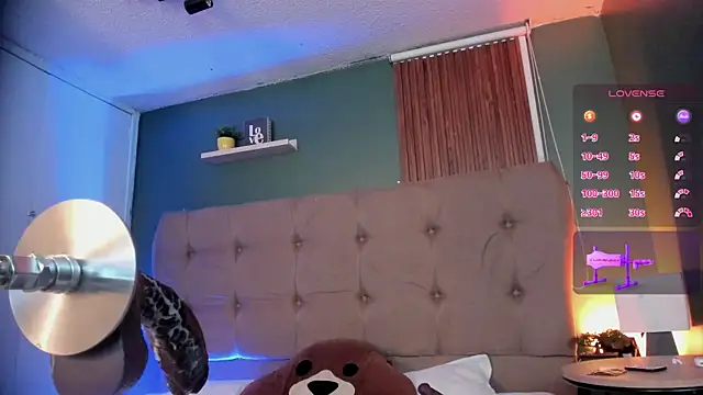 Karol_Pagee Adlı Modelin Canlı Sohbet Odası