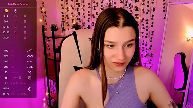 Chat soba uživo modela LinaBlossom_