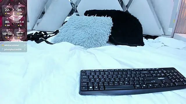 Živá chatovací místnost Victoria_Drew_
