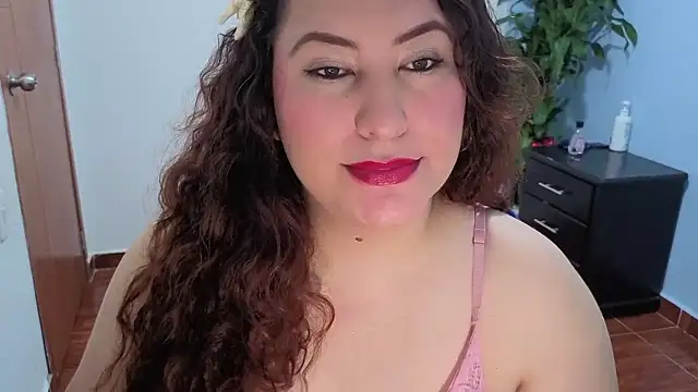 חדר צ'אט בשידור חי של JANNAH_MARTINEZ
