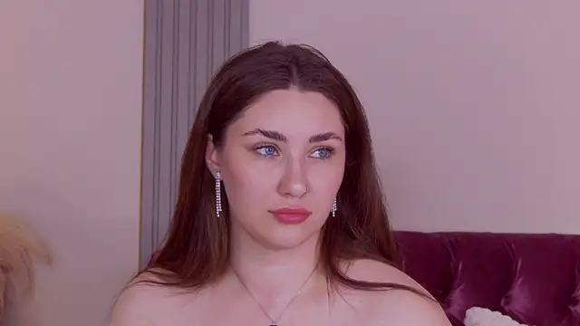 Živá chatovací místnost KiraBarlows
