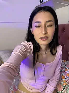חדר  צ'אט בשידור חי של Lis_peach