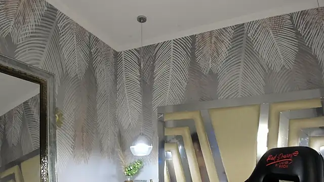 ValerySkinnyy Adlı Modelin Canlı Sohbet Odası