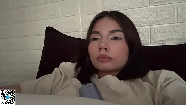 Živá chatovací místnost MarylnMonnier