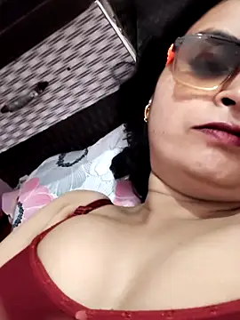 -Kashish-Love- 现场聊天室