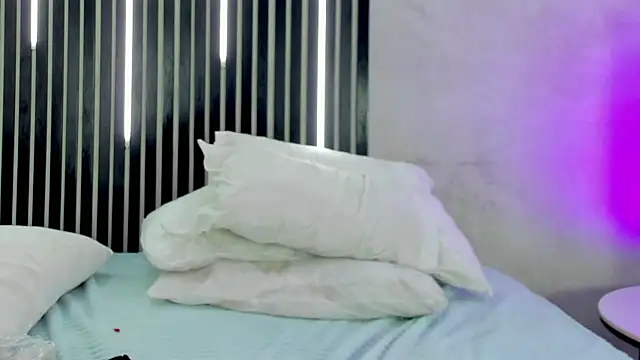 Sala de chat ao vivo de Charlotte_ebonny01