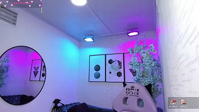 Tiara_rr – Naživo chatovacia miestnosť
