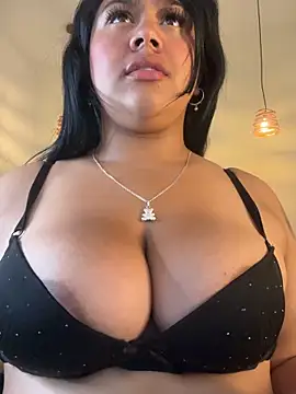 חדר צ'אט בשידור חי של _Dulcinea_1