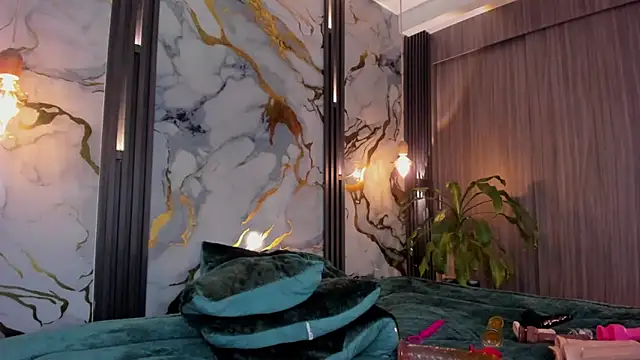 Sala de chat en directo de Emmy_thompso