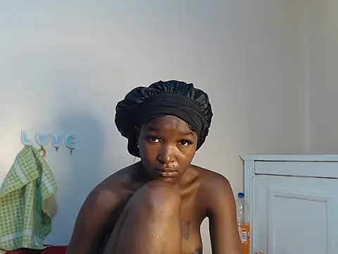 pinnacle_'s Live Chat Room